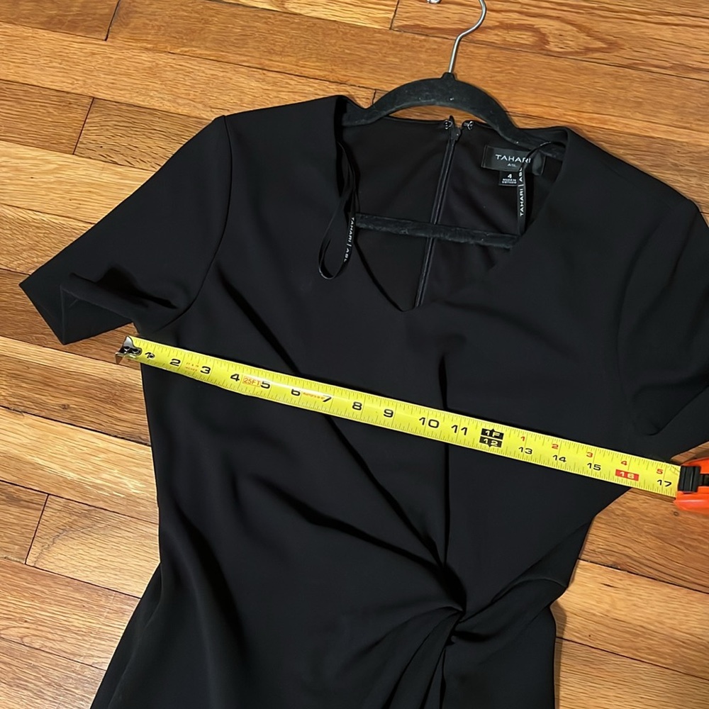 Stretch Crepe Side Knot Dress
Tahari ASL - Picture 6 of 10